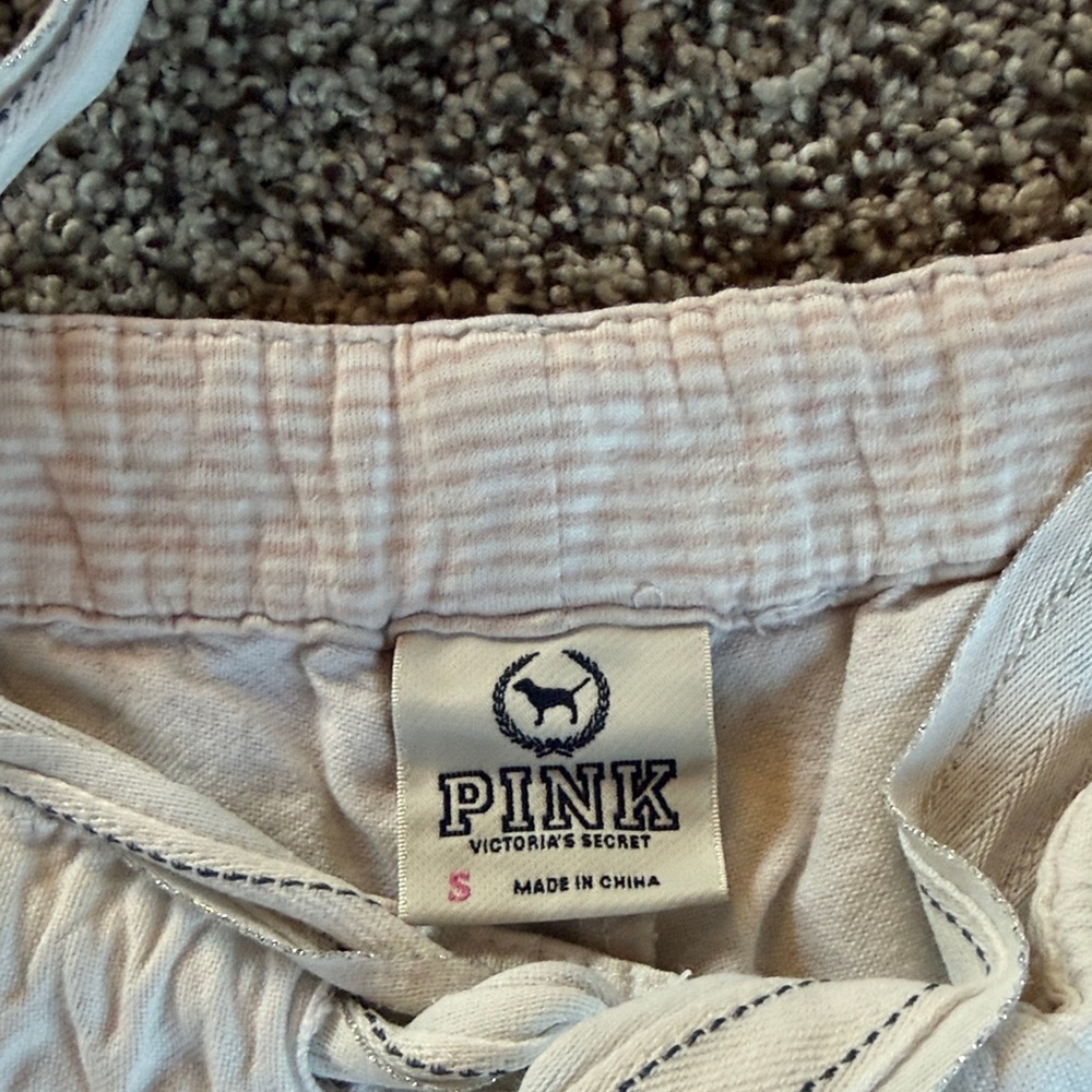 PINK Victoria's Secret  White sleep Shorts - Picture 2 of 5